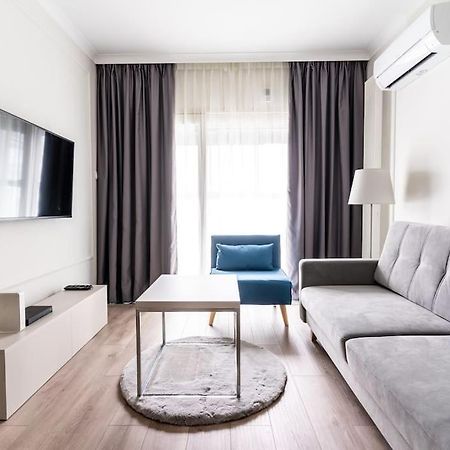 Chic & Luxury Apartment By Mennica Residence Warszawa Exteriör bild