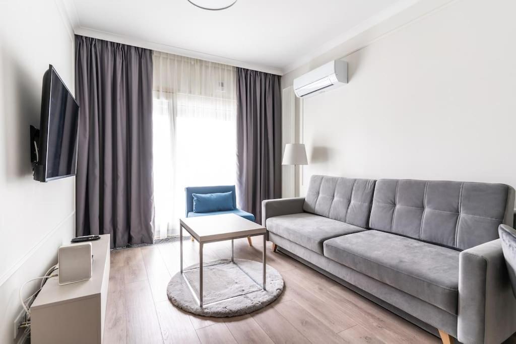 Chic & Luxury Apartment By Mennica Residence Warszawa Exteriör bild