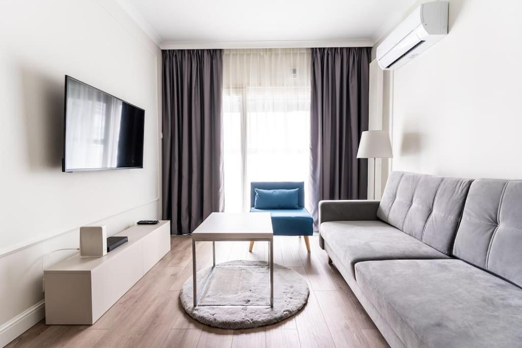 Chic & Luxury Apartment By Mennica Residence Warszawa Exteriör bild